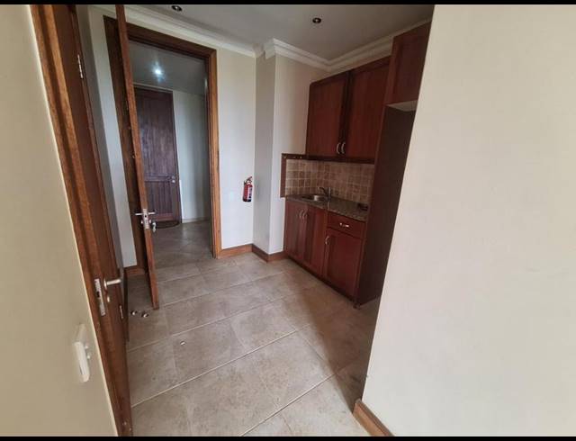 1 BEDROOM APARTMENT FOR SALE IN NEWLANDS